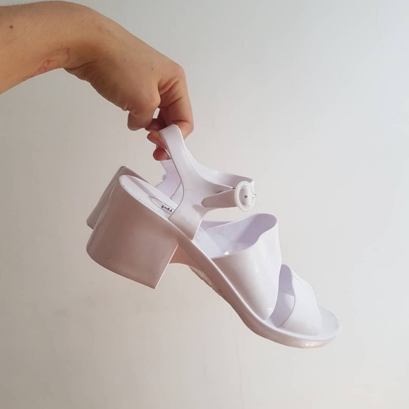 Jellie sandals in white - Picture 2 of 4